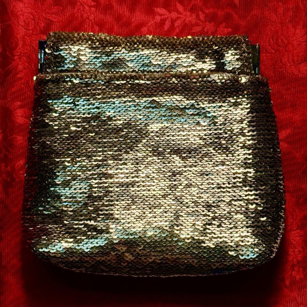 Anthropologie Jet Set Gold Tone Sequin Shimmered Pinch Pouch Coin Money Bag